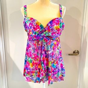 Women’s Pink Floral Tankini Swimsuit Top 40DD